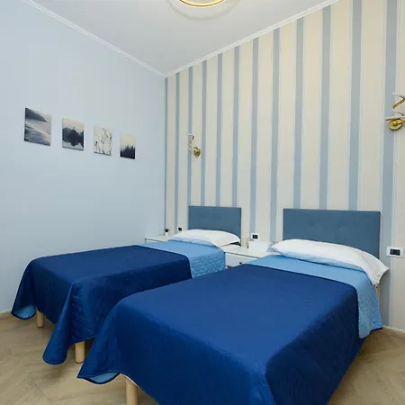 Rohome 4*